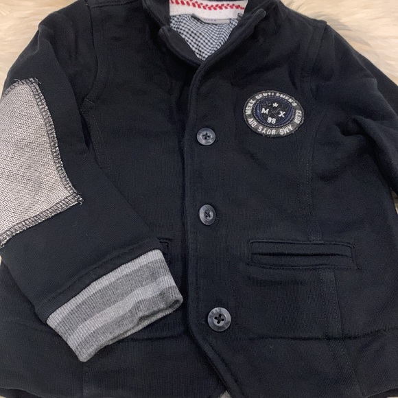 Mexx Gray/Black 3 Button Blazer with Detail Elbow Patches in Size 18-24M - Picture 2 of 7